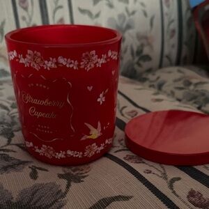 DW Home Strawberry Cupcake Red Candle